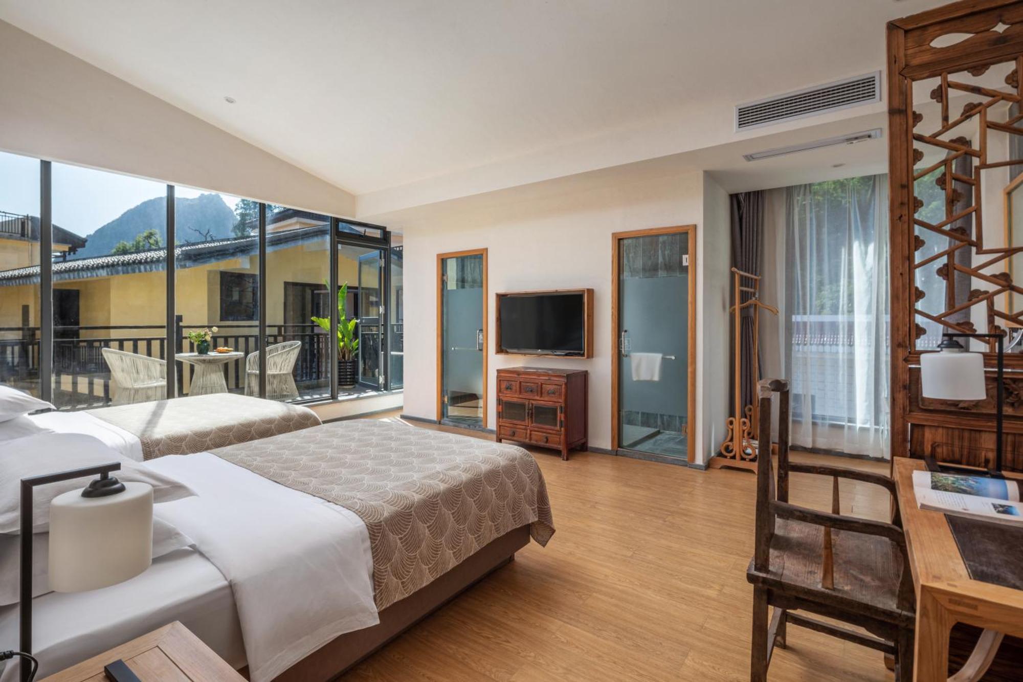 Guilin Heshe Lakeside Resort-Free Pick Up Service Stay Two Nights Экстерьер фото